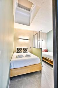 Appartement style industriel au cœur du sentier - V