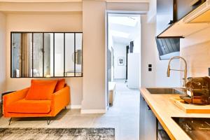 Appartement style industriel au cœur du sentier - V