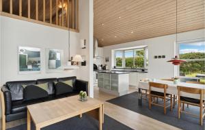 Nice Home In Sæby With Wifi