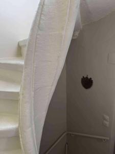 Villas maison pierre centre Uzes climatisation garage : photos des chambres