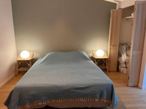 Villas maison pierre centre Uzes climatisation garage : photos des chambres