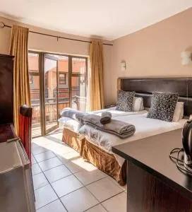 Easy overnight in Bloemfontein - Soutpan