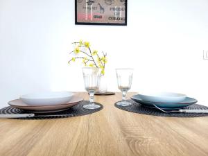 Appartements Appartement cosy dans une maison Proche Mett Tram : photos des chambres