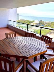 Accommodation Front - Spacious 6 Sleeper Across Ushaka