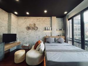 Căn Hộ Có Tầm Nhìn Và Ban Công (Apartment with View and Balcony)