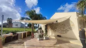 Casale Sammartano Apartments - 卡拉塔菲米