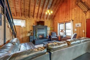 Donner Lake Dream Cabin