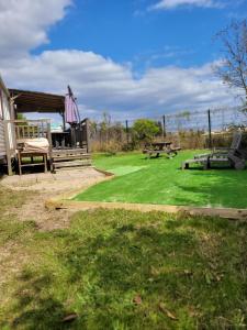 Campings Mobil home IRM Excellence dans parc Natura 2000 Lac des reves piscine ect sous fun pass : photos des chambres