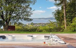 Gorgeous Home In Ebeltoft With Kitchen