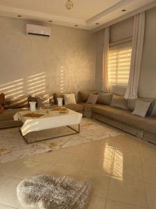 Villa Privée 1 Marrakech Piscine Chauffée En Option Sans Vis-à-vis pour famille et couple marié uniquement