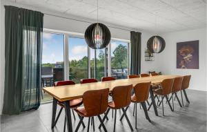 Awesome Home In Ebeltoft With Sauna