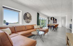 Awesome Home In Ebeltoft With Sauna