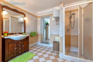 Villa Melograno with exclusive swimming pool surrounded by greenery img24