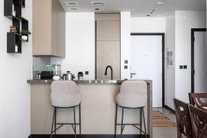 2BR-BD-15NS Burj Khalifa Canal Views