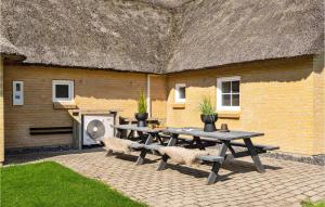 Nice Home In Ulfborg With Sauna