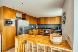 Grand Sea View Apartment 3 from Kavouri Beach