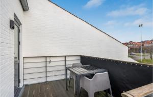 2 Bedroom Cozy Apartment In Ebeltoft