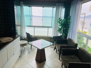 Apartamento Frente Mar Itapema