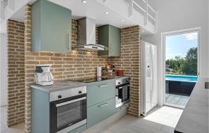 Beautiful Home In Ebeltoft