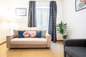 King Size Apartment WiFi AIR CONDITIONING TV50 10MIN COLOSSEO-TRASTEVERE