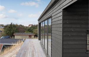 Cozy Home In Blokhus With Kitchen