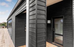 Cozy Home In Blokhus With Kitchen