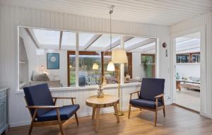 3 Bedroom Lovely Home In Hals