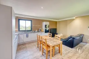 Lagnieu Sandyann - 2 chambres - 2 terrasses - Lhuis