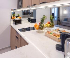 Entire Apartment Central Paris, 3rd floor with elevator