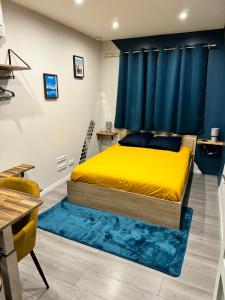 Auberges de jeunesse WORLDROOM Chambre privee avec espace commun : photos des chambres