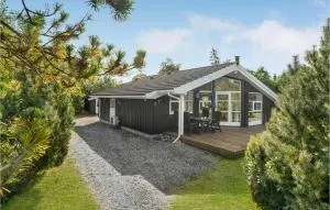 Two-Bedroom Holiday Home In Logstor - Løgstør