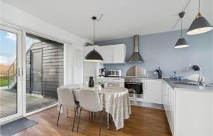 Stunning Apartment In Ringkøbing