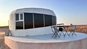 Starry Domes Desert Camp