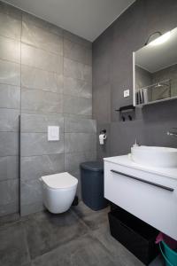 Apartment Oleandar with pool 80 meters from the beach - by TA Leut Agency