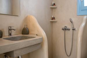 Ammos Studios Donousa-Island Greece