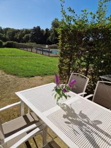 Appartements Charmant T3 plain-pied avec terrasse privee, parking gratuit et piscine a Baden : photos des chambres