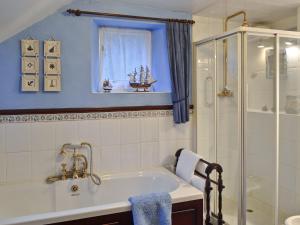 Toms Cottage