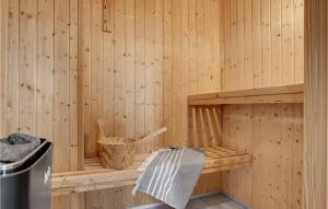 Amazing Home In Blokhus With Wifi