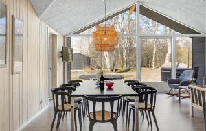 Cozy Home In Grenaa With Kitchen