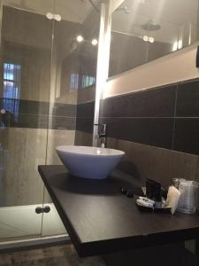 Adalesia Hotel & Coffee