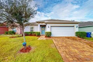 Sunscape Oasis - Webster