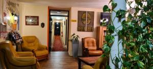 Hotels Hotel L'Etoile Aeroport - A61 : photos des chambres