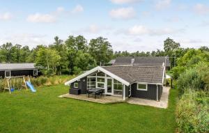 Nice Home In Hadsund With Sauna