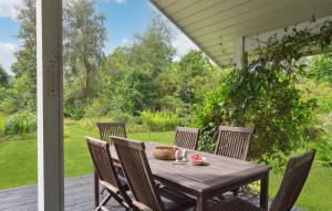 Beautiful Home In Grenaa With Wifi