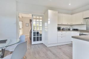 Newly Extended 3 Bed Family Home Near Graves Park