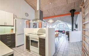 Nice Home In Ebeltoft With Sauna