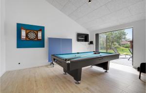 Lovely Home In Ebeltoft With Wifi