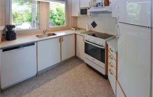 Four-Bedroom Holiday Home In Sydals