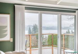 Lake View Relaxing Bellevue Home