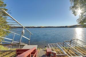 Star Lake Pet-Friendly Home: Fire Pit, Dock, Grill